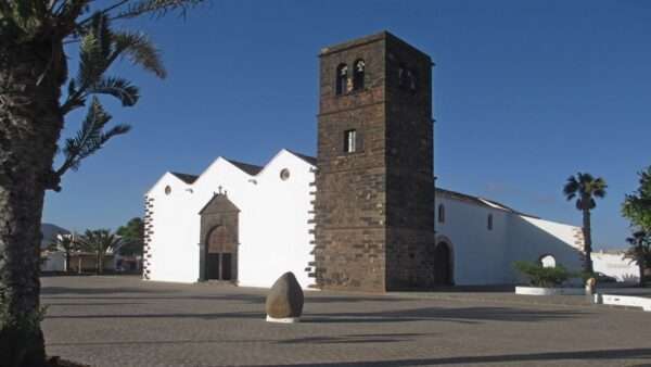 Iglesia de Ntra Sra de la Candelaria (La Oliva Fuerteventura)